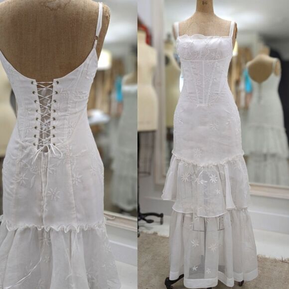 Custom Vintage Organdy Floral Embroidered Wedding Dress - Picture 10 of 16